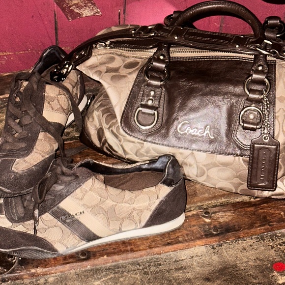 Coach bundle - Picture 5 of 8